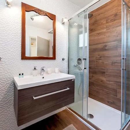 Golden Villa Rovinj רוביני